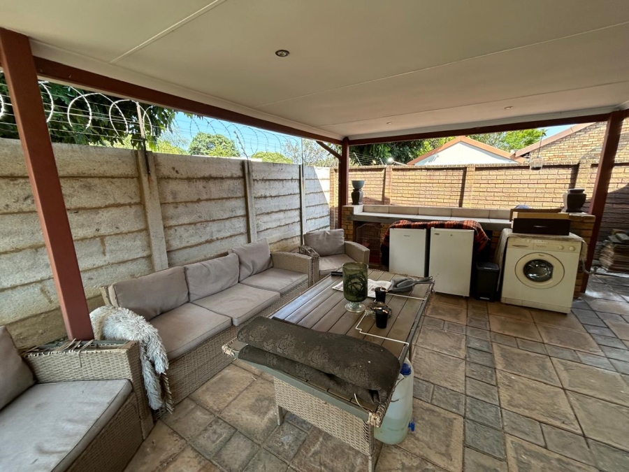 2 Bedroom Property for Sale in Brits North West
